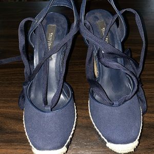 Blue wedges